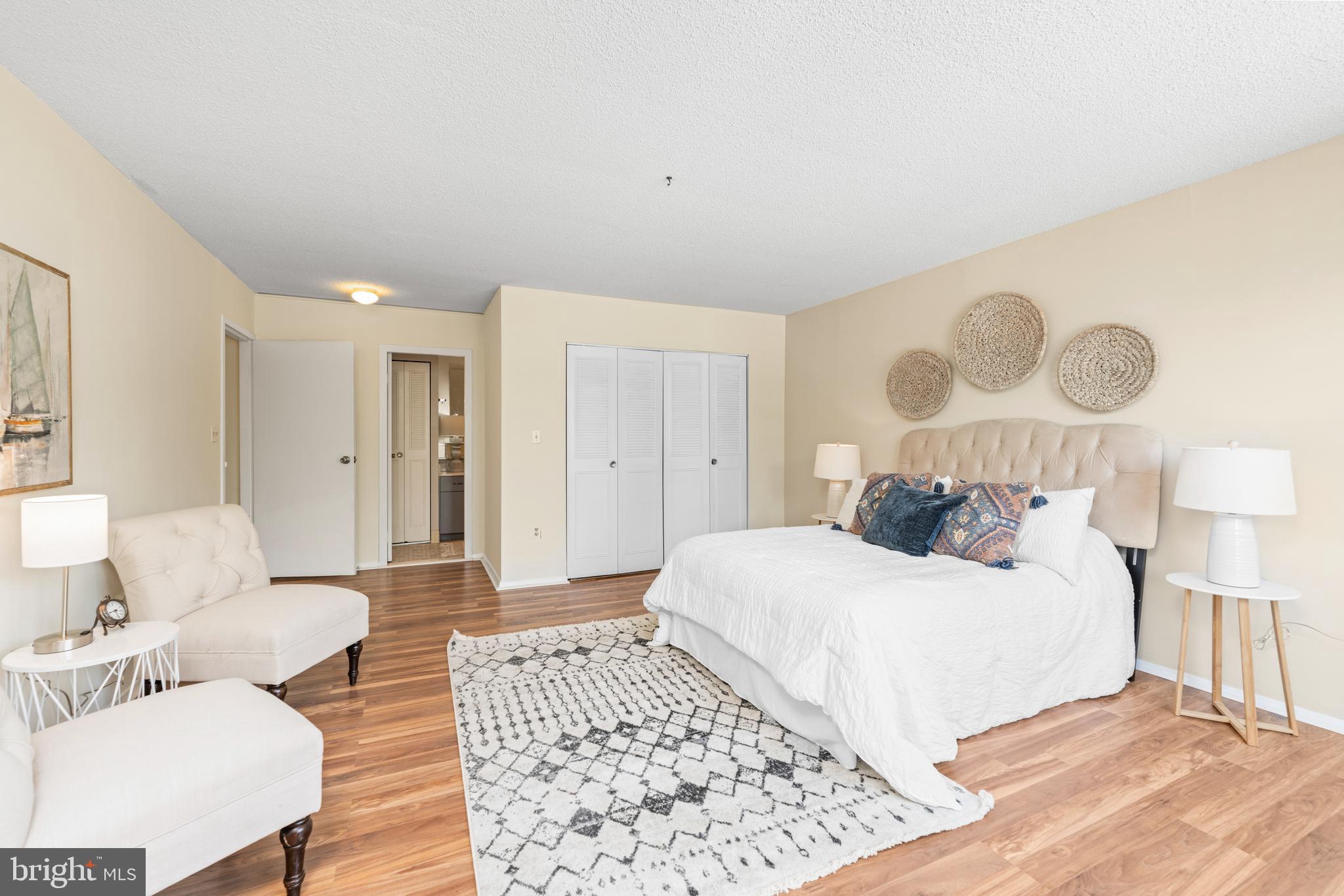 ROLAND PARK - Residential