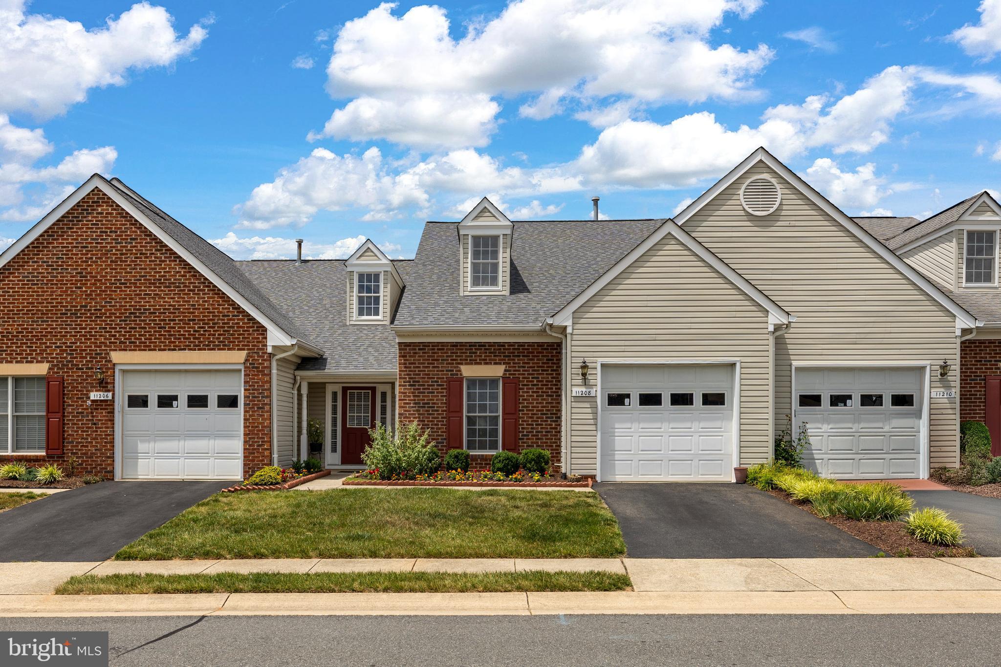 11208 SILVERSMITH LANE