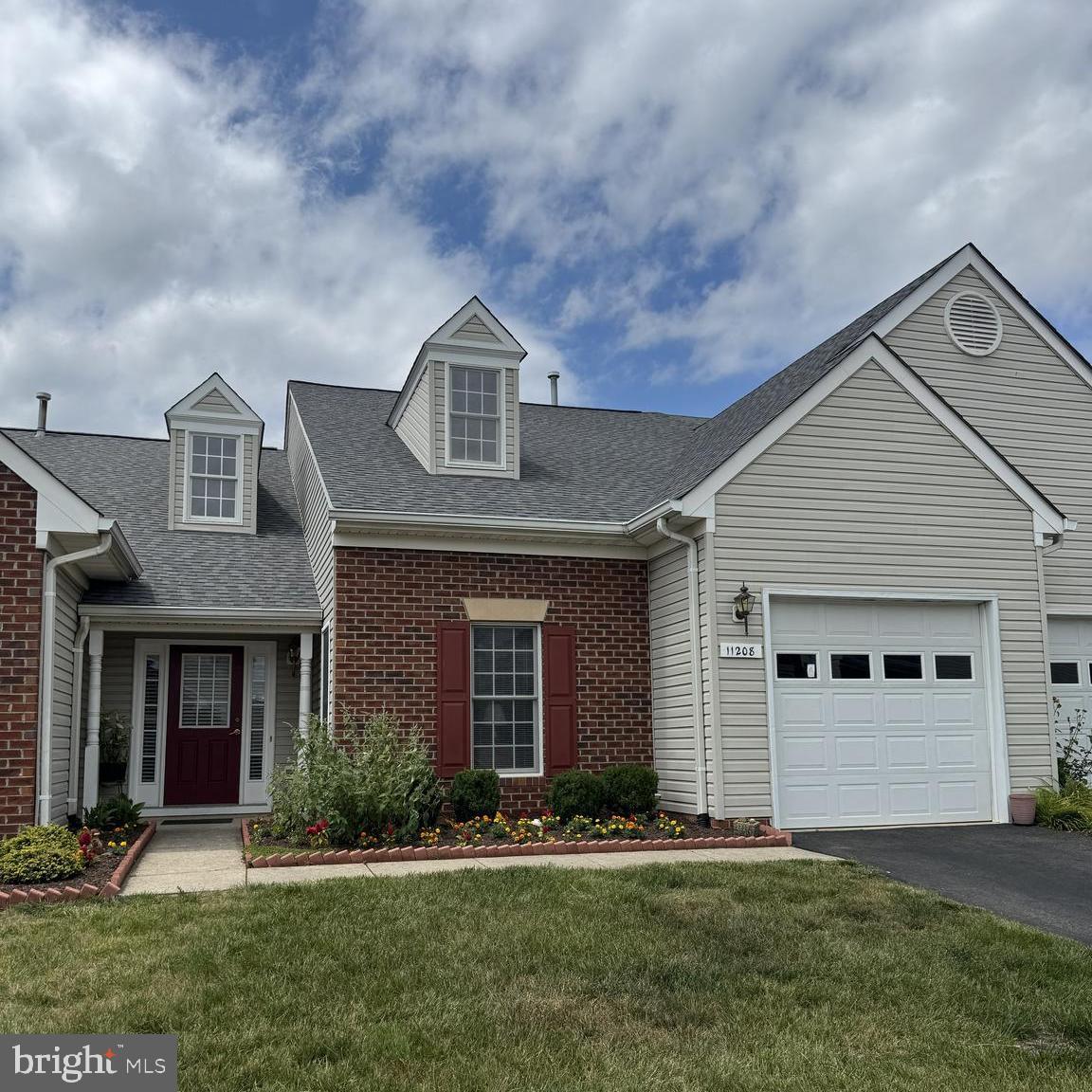 11208 SILVERSMITH LANE