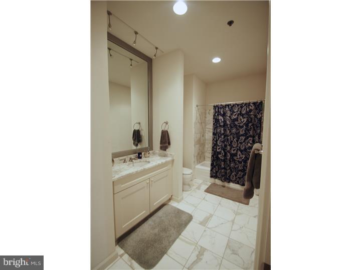 OLD CITY - Residential Lease