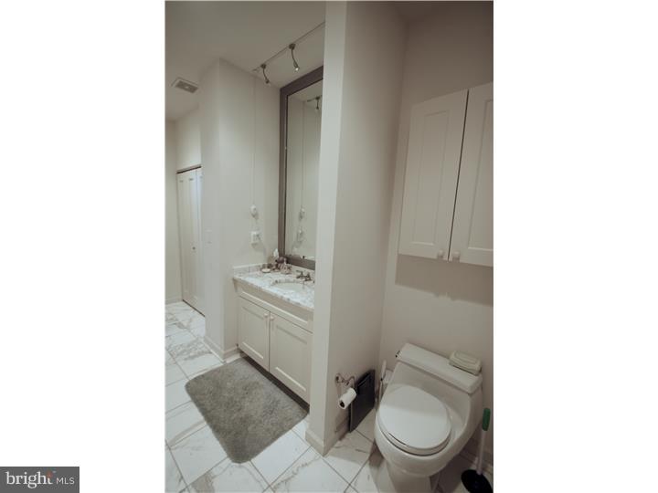 OLD CITY - Residential Lease