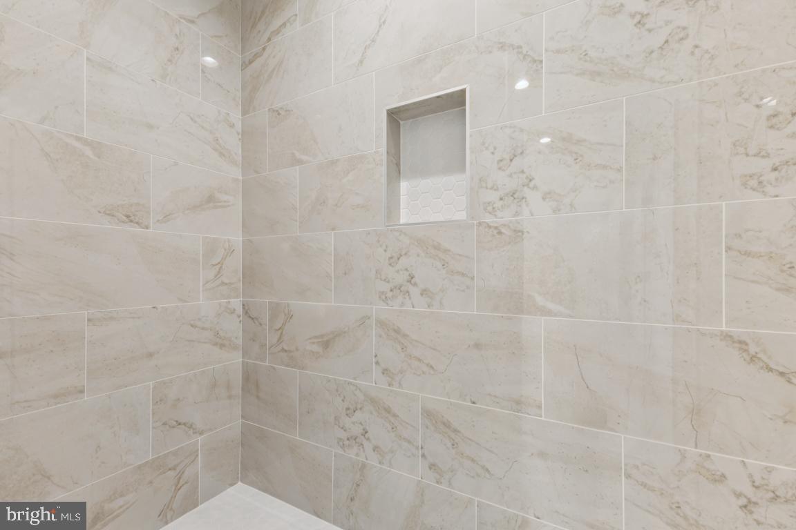 ELKWOOD - Residential