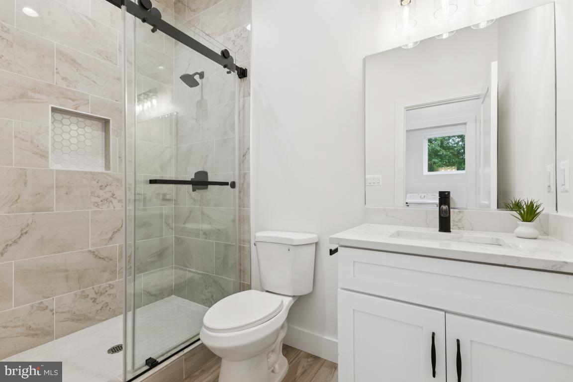 ELKWOOD - Residential