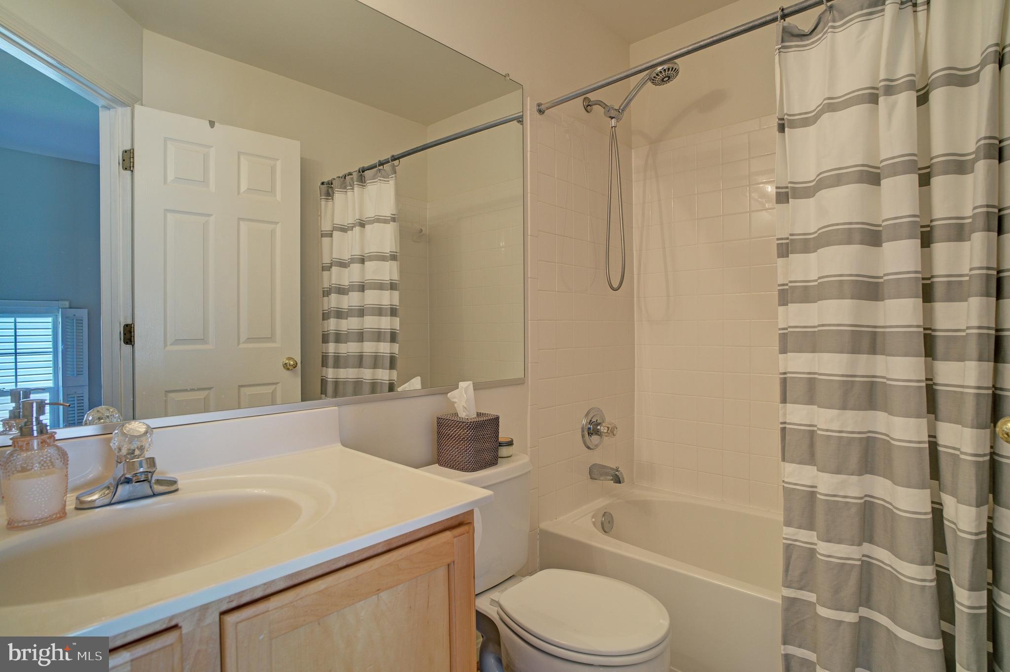 MILESTONE TOWNHOUSES - Residential