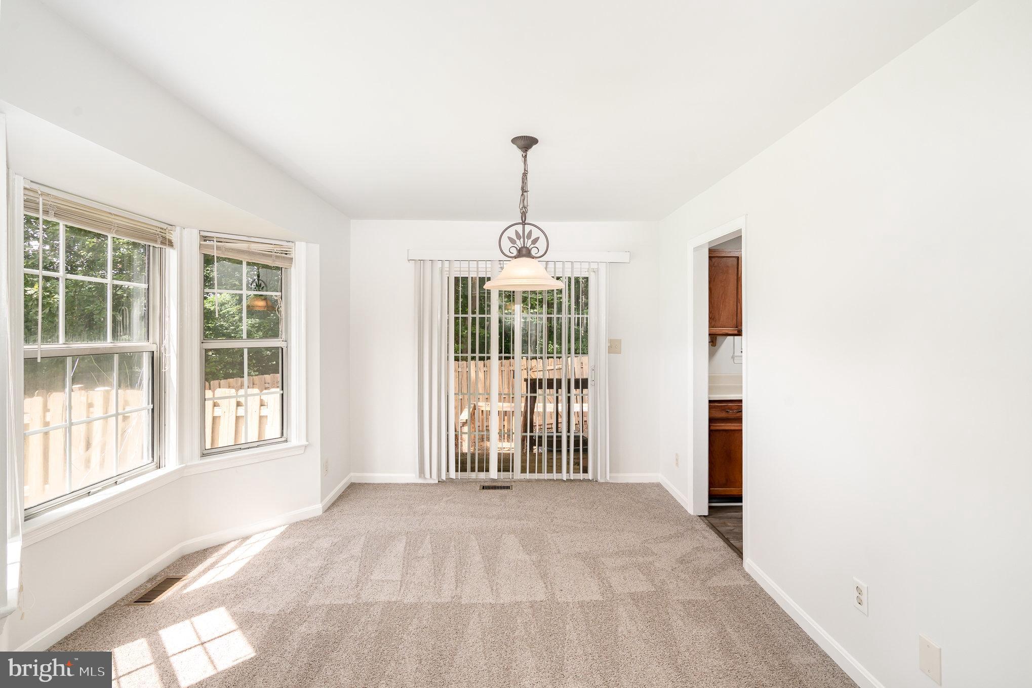 TALL OAKS TOWNHOUSES - Residential