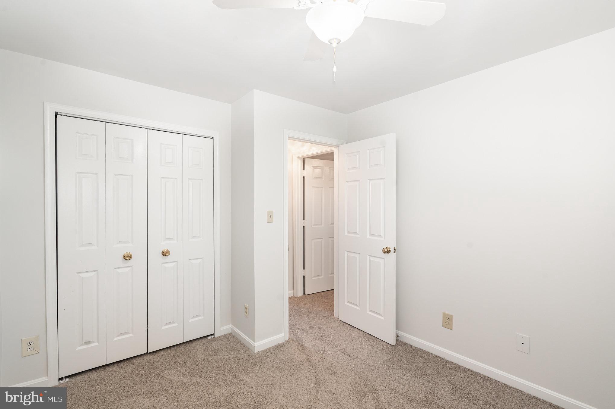 TALL OAKS TOWNHOUSES - Residential