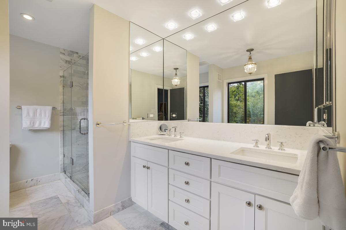 CONGRESSIONAL COUNTRY CLUB ESTATES - Residential