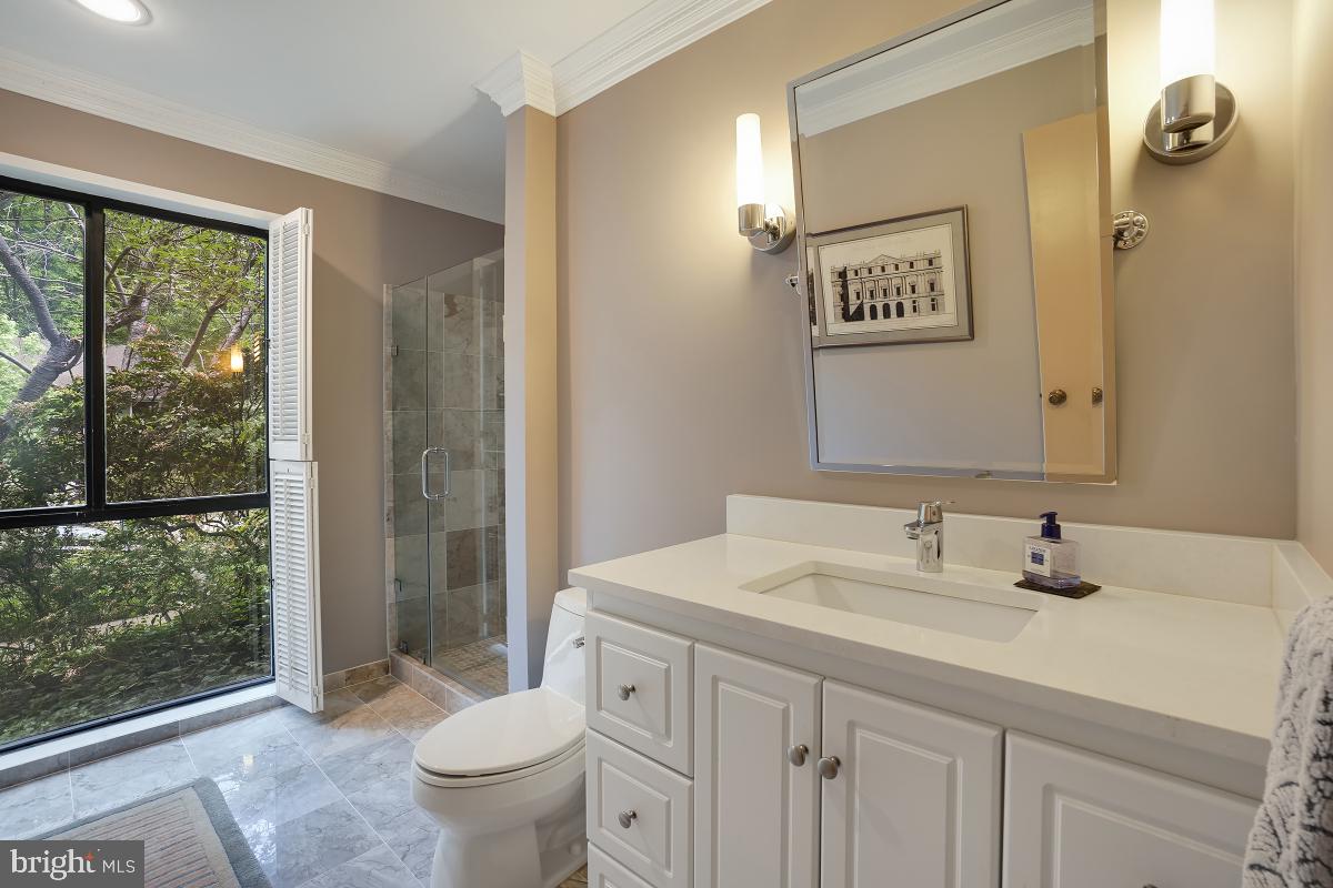 CONGRESSIONAL COUNTRY CLUB ESTATES - Residential