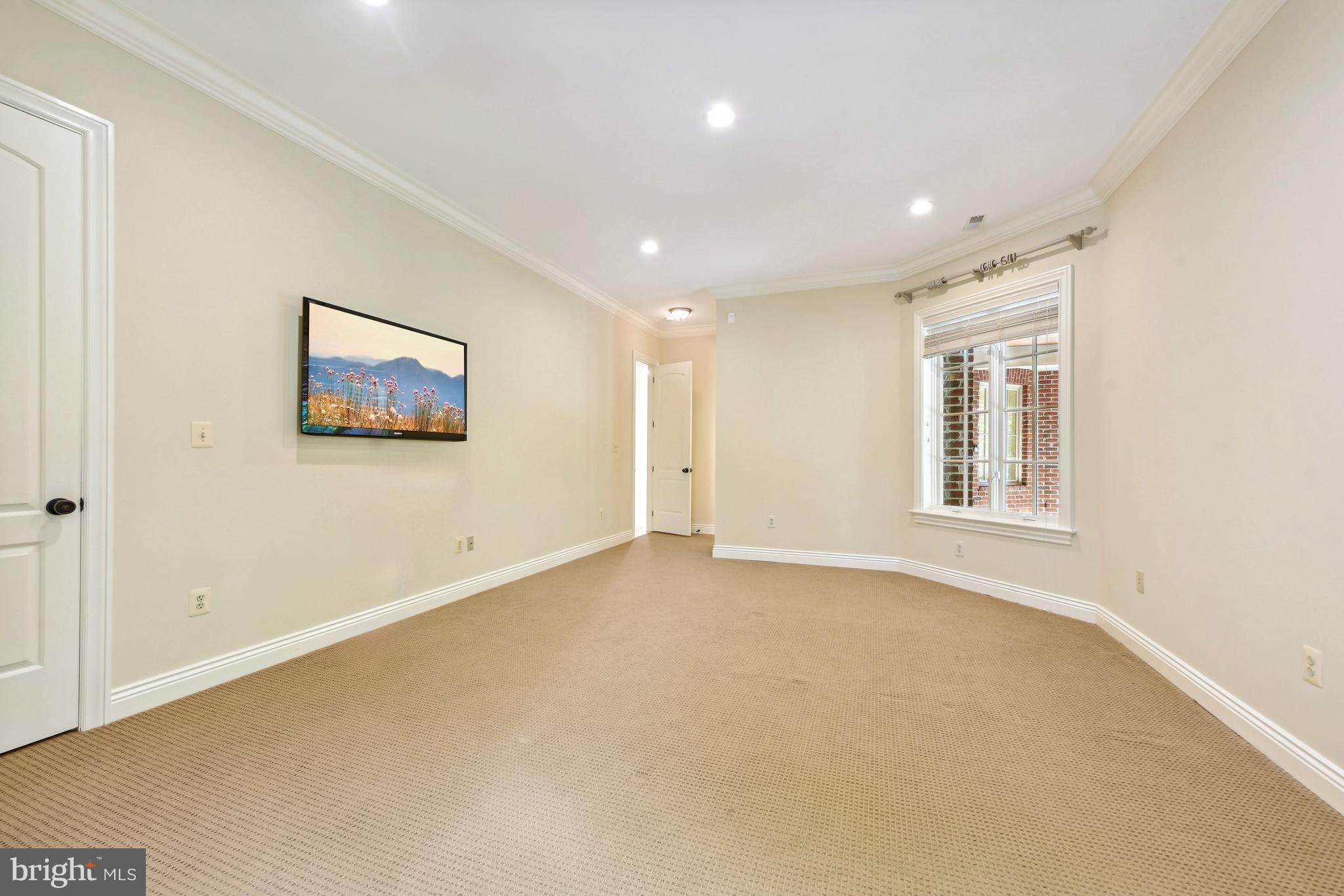 THE RESERVE - Residential