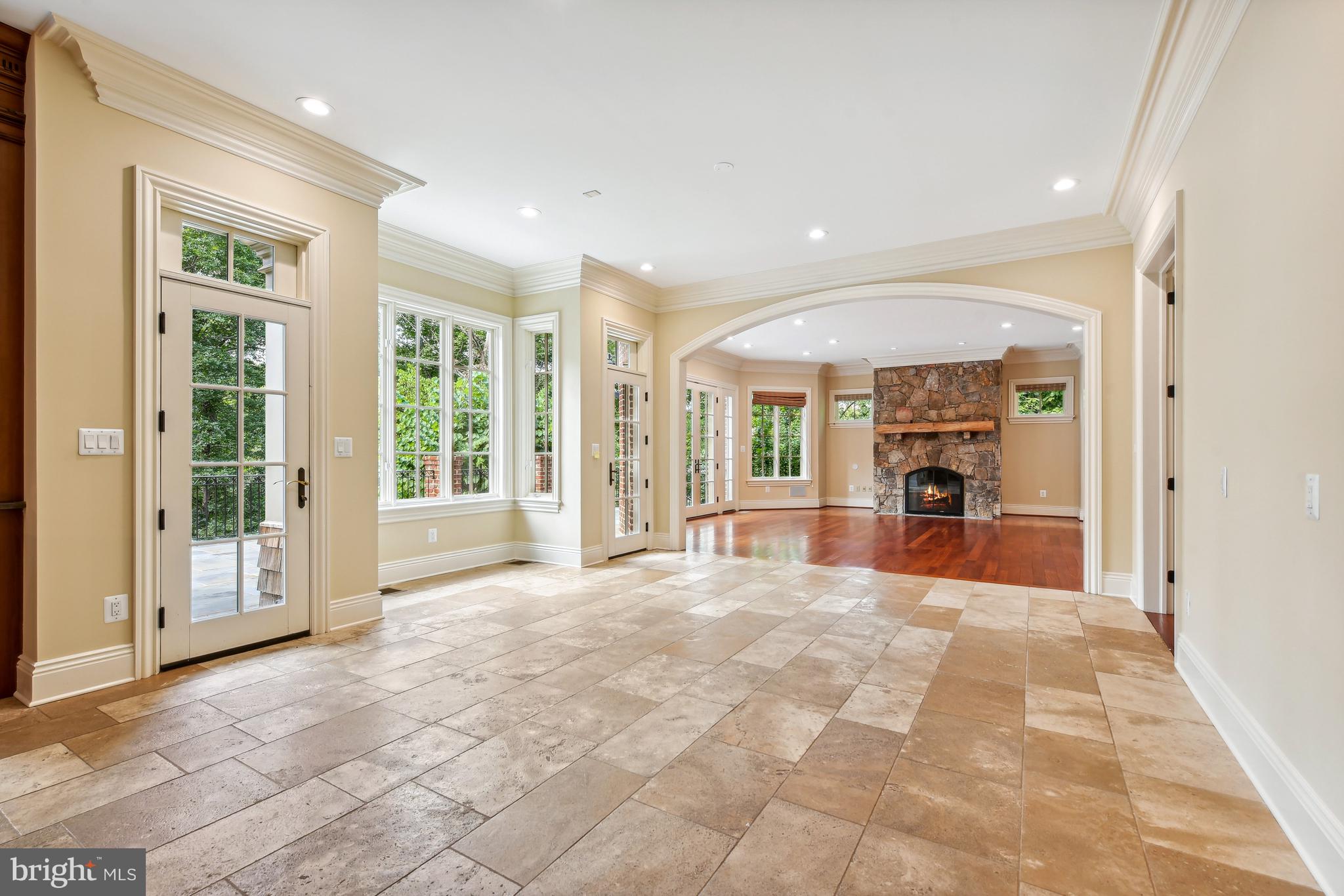 THE RESERVE - Residential