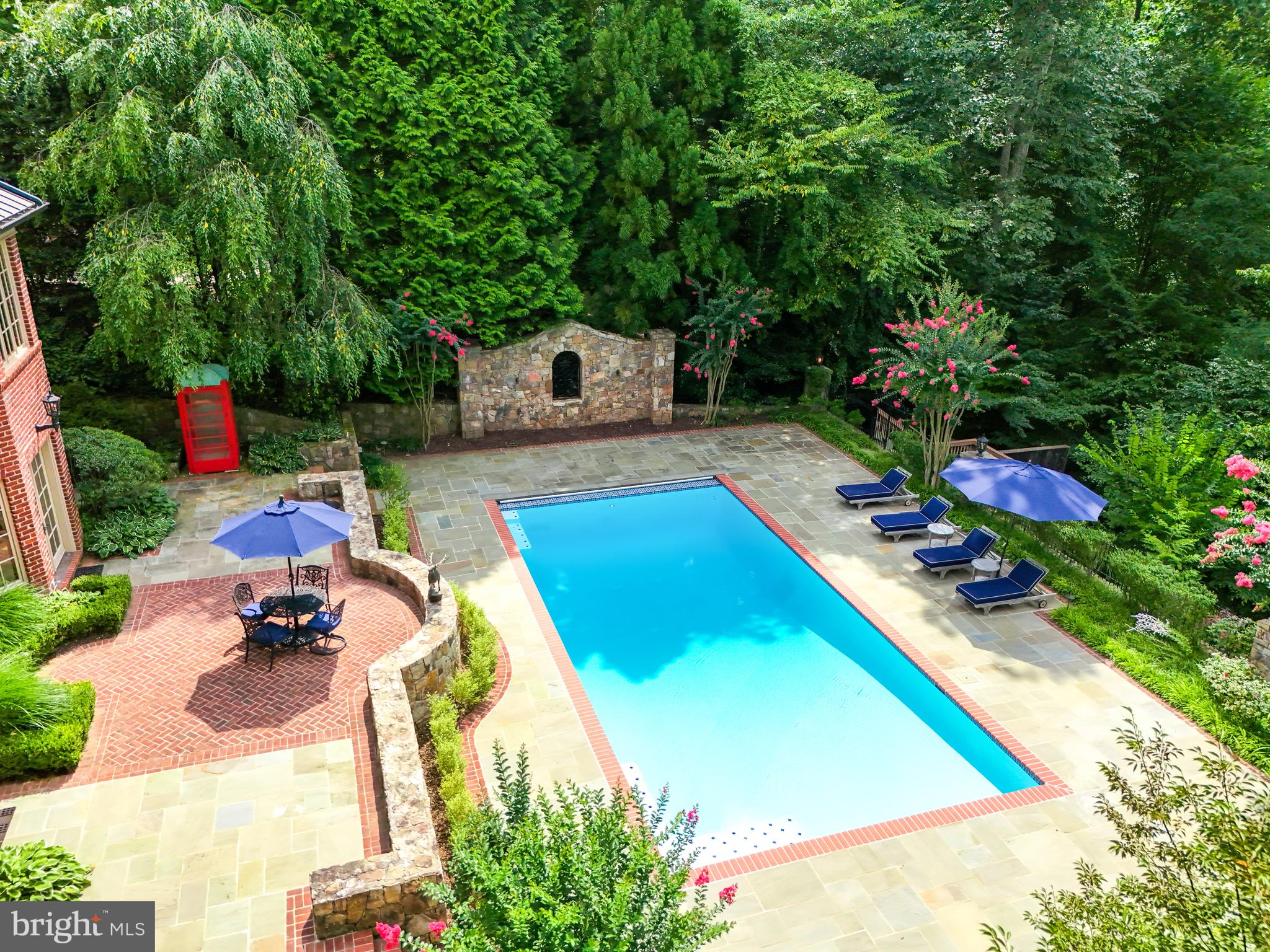 THE RESERVE - Residential