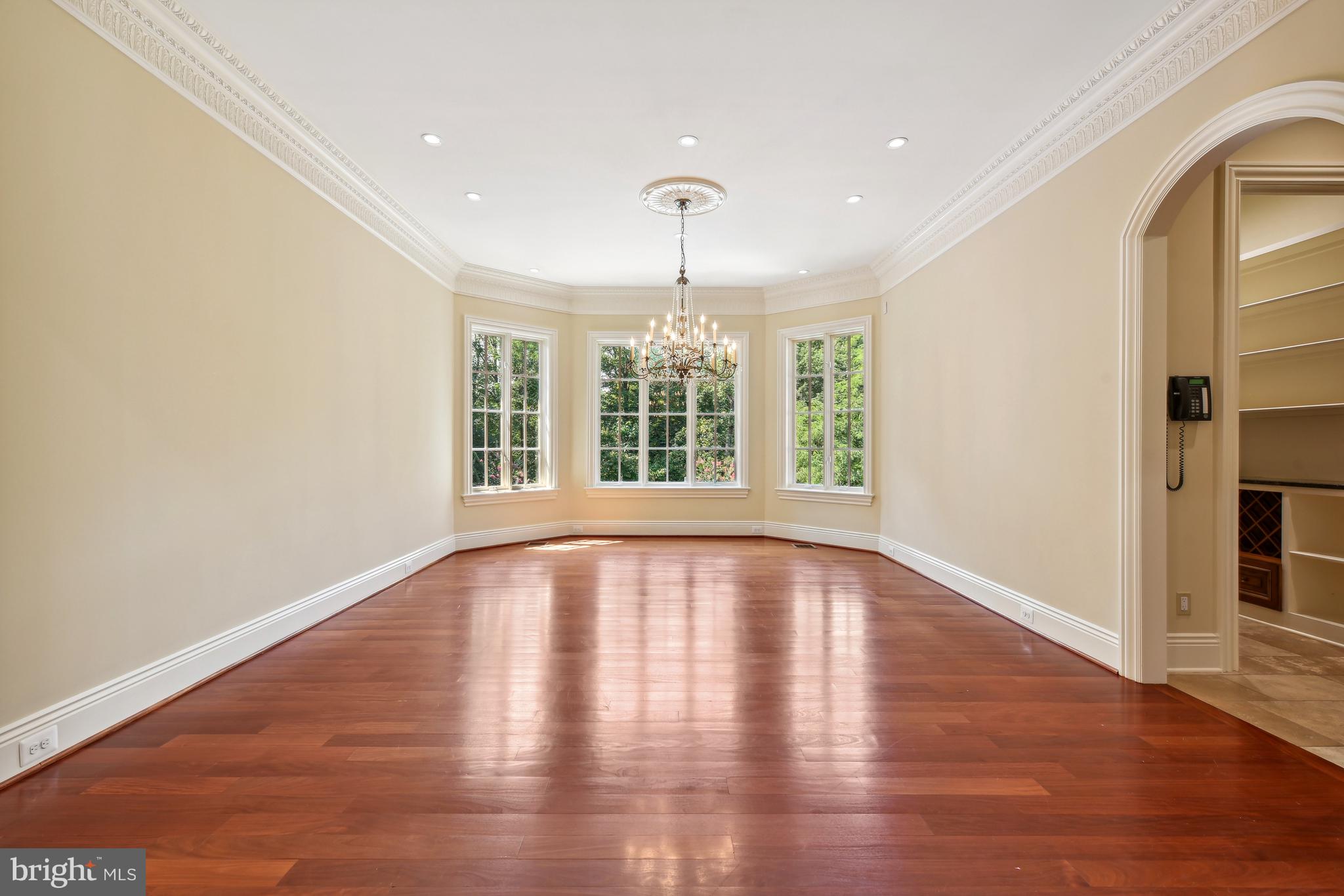 THE RESERVE - Residential