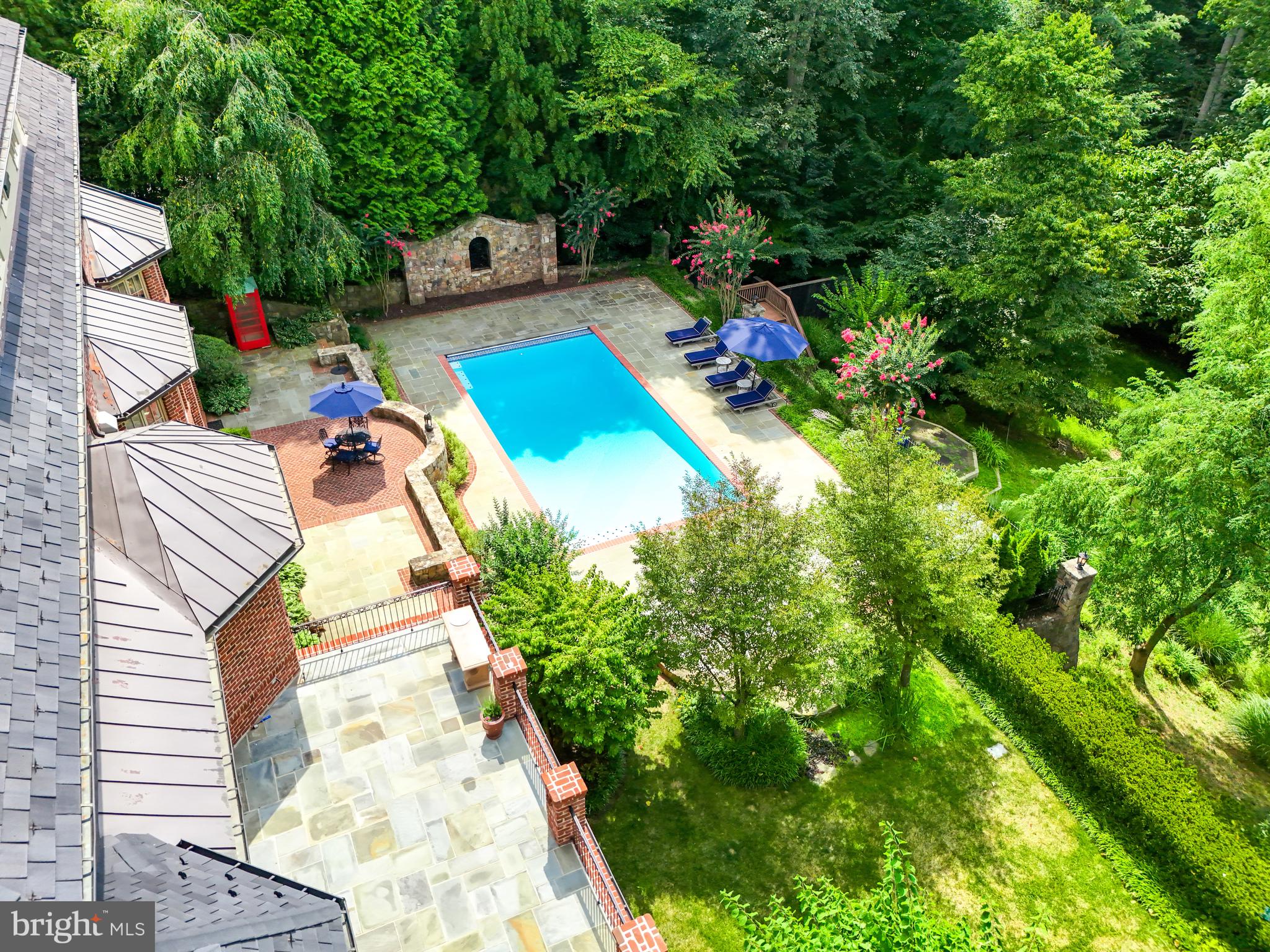 THE RESERVE - Residential