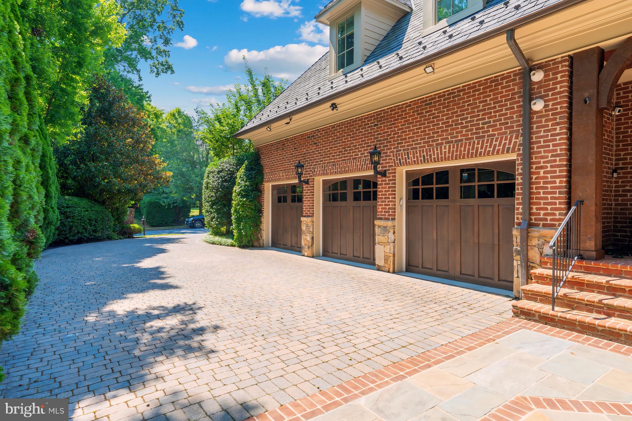 THE RESERVE - Residential