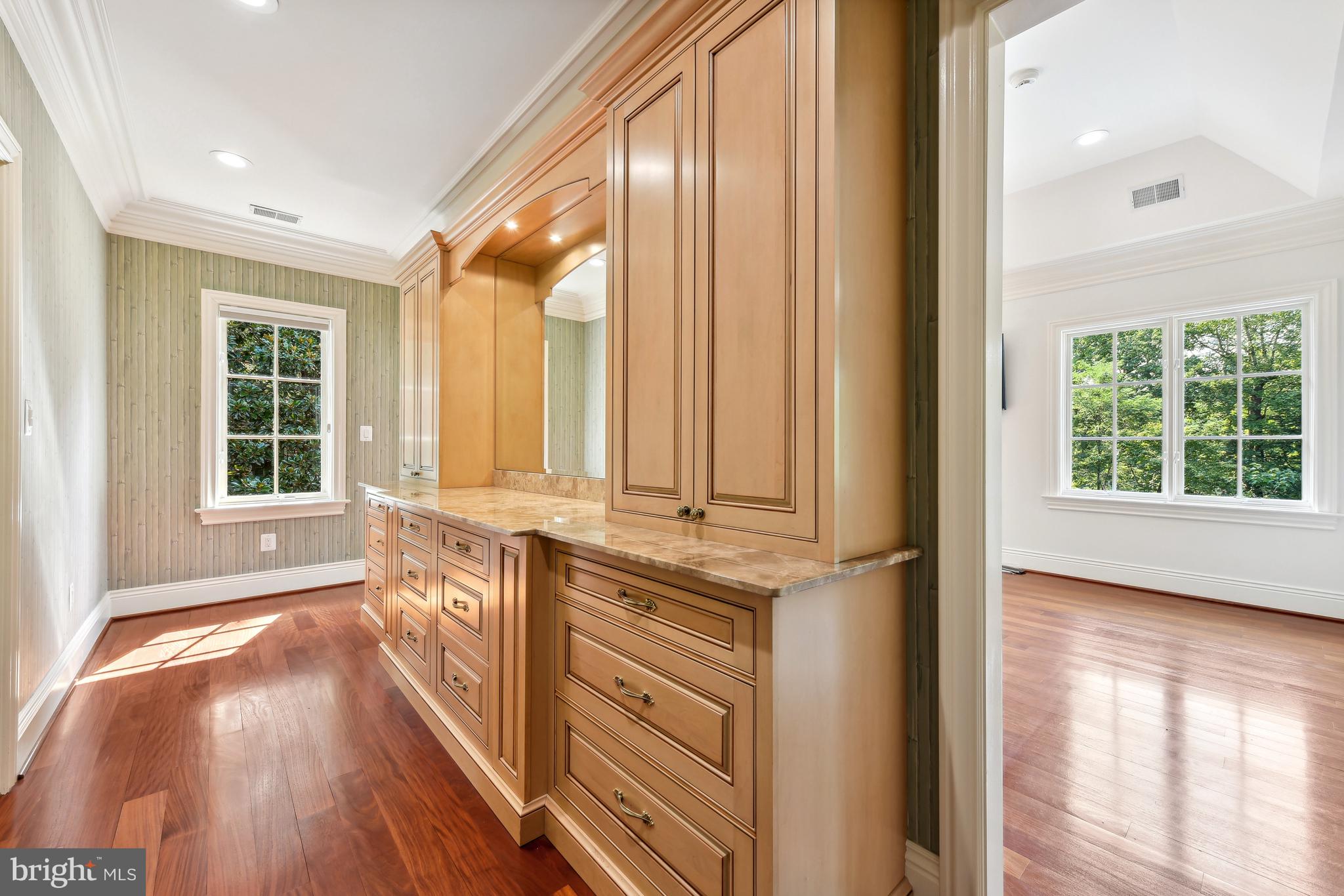 THE RESERVE - Residential