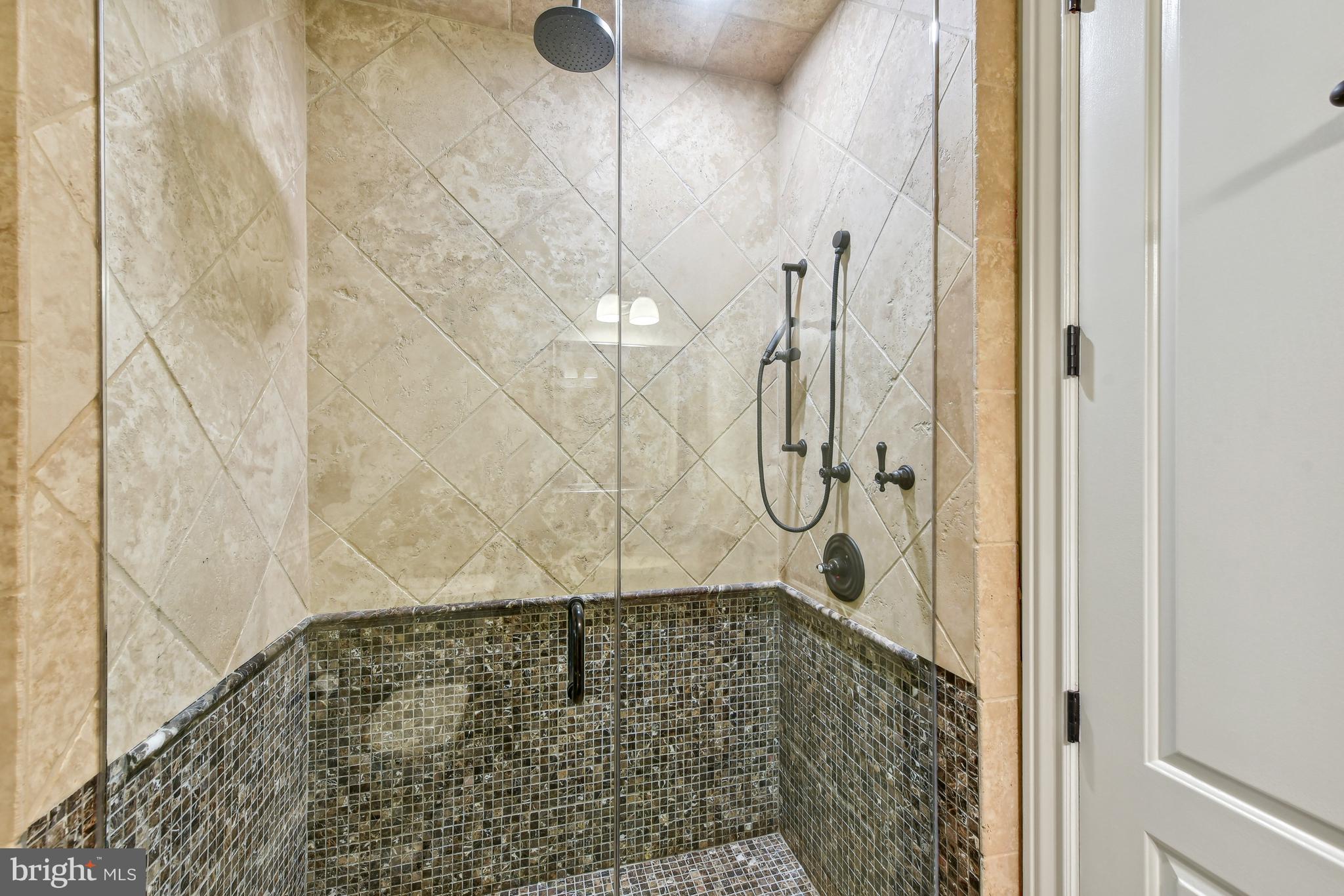 THE RESERVE - Residential