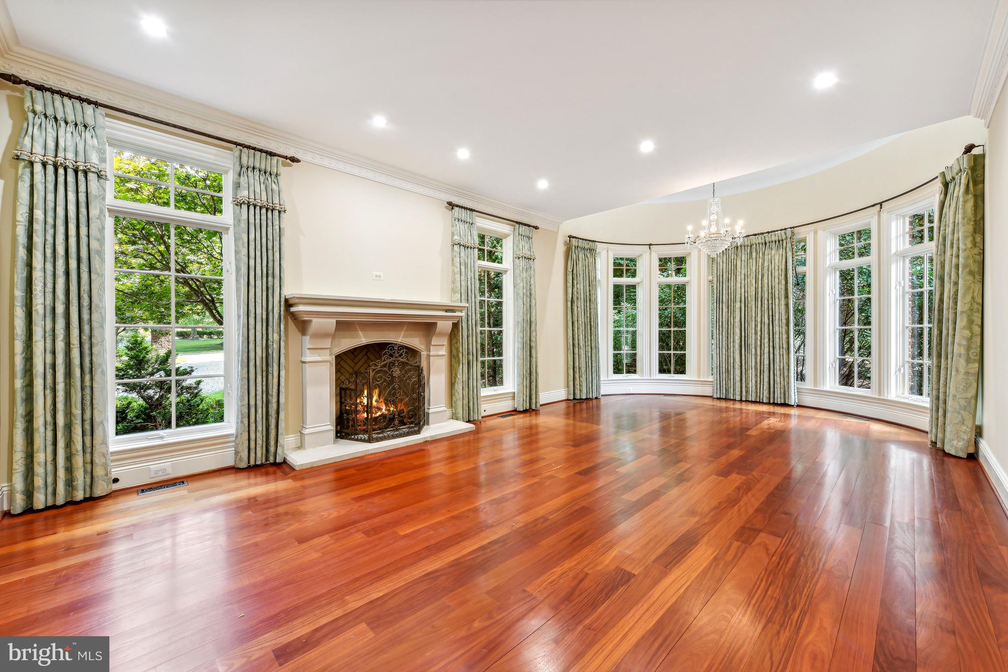 THE RESERVE - Residential