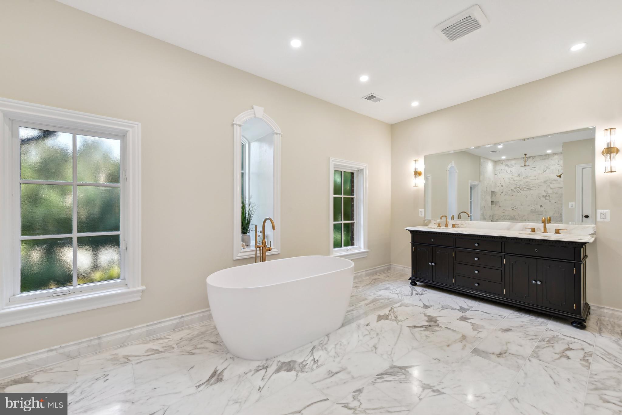 THE RESERVE - Residential