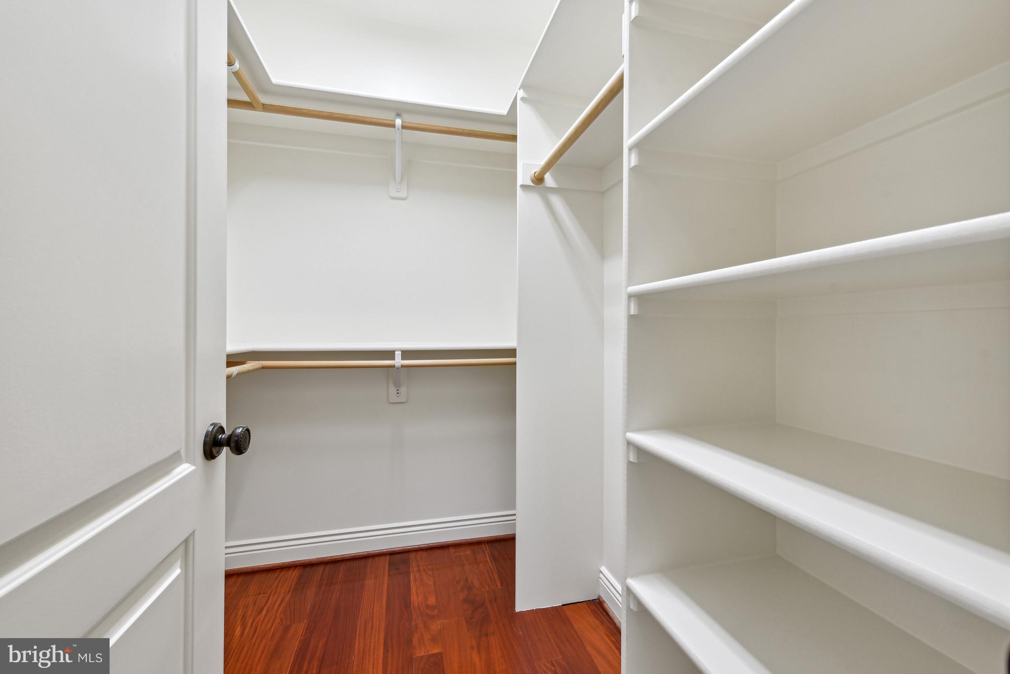 THE RESERVE - Residential