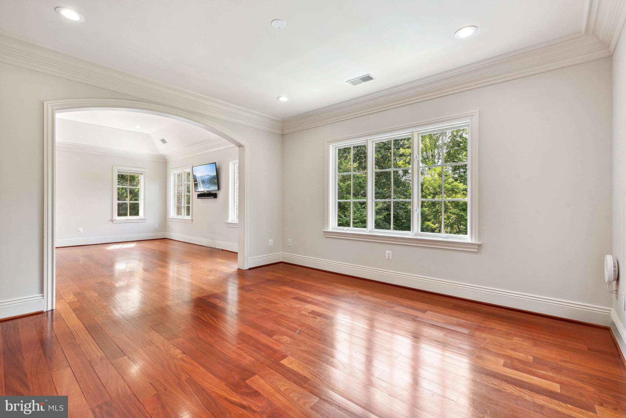 THE RESERVE - Residential