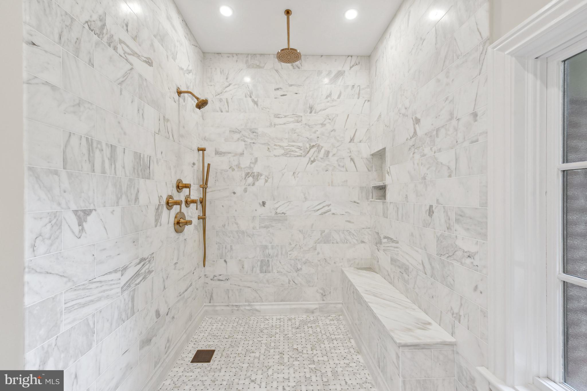 THE RESERVE - Residential