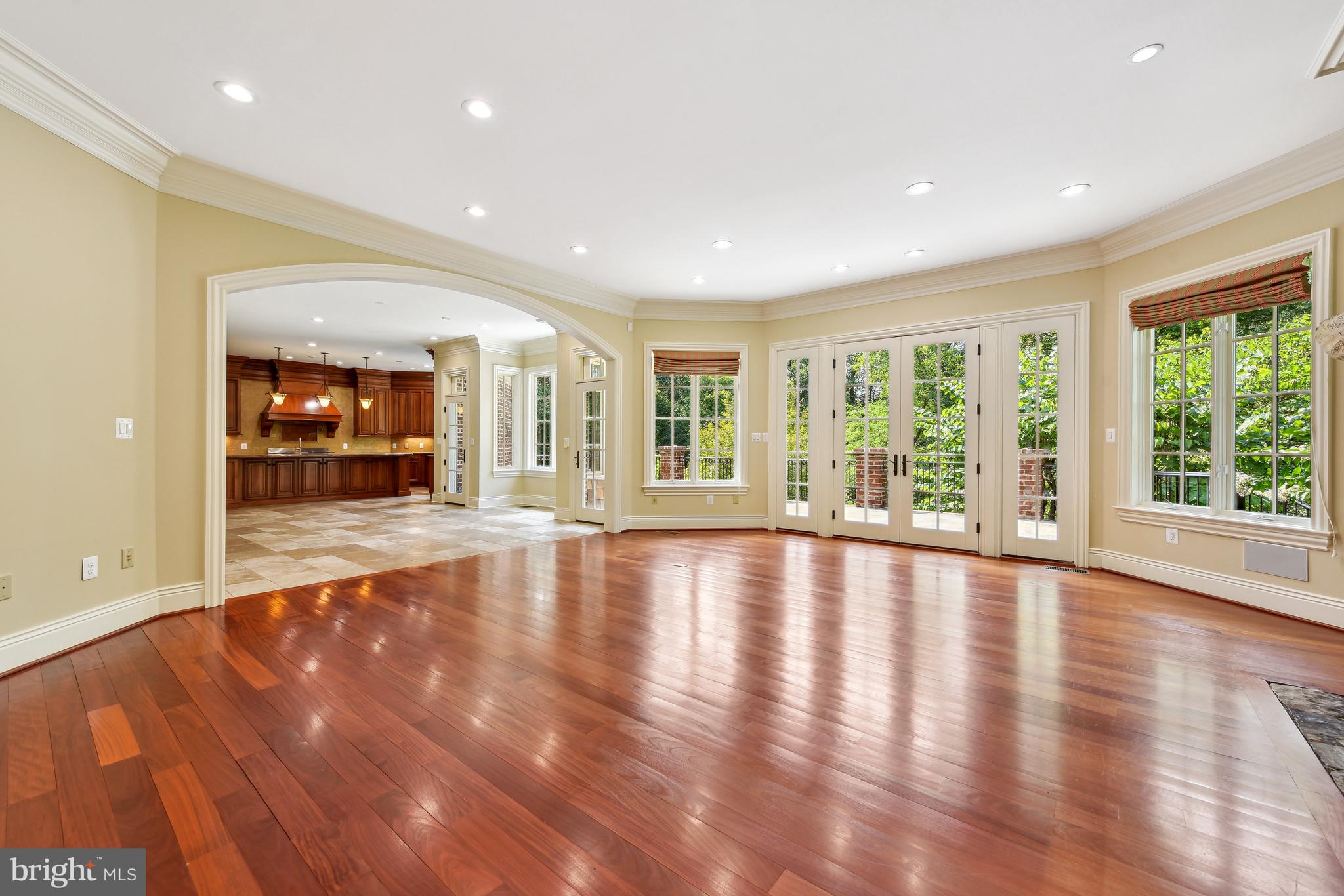 THE RESERVE - Residential