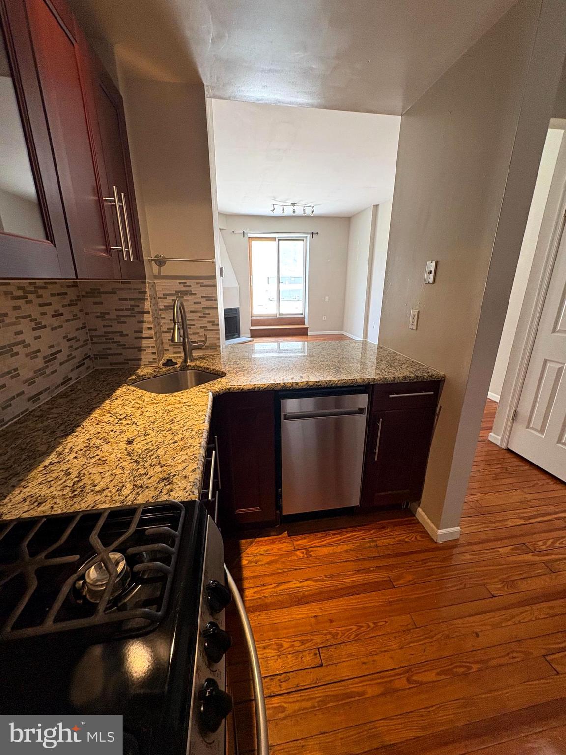 BELLA VISTA - Residential Lease