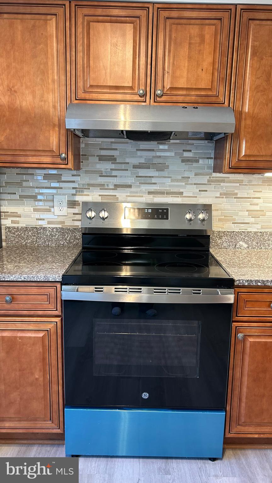 GERMANTOWN VIEW - Residential