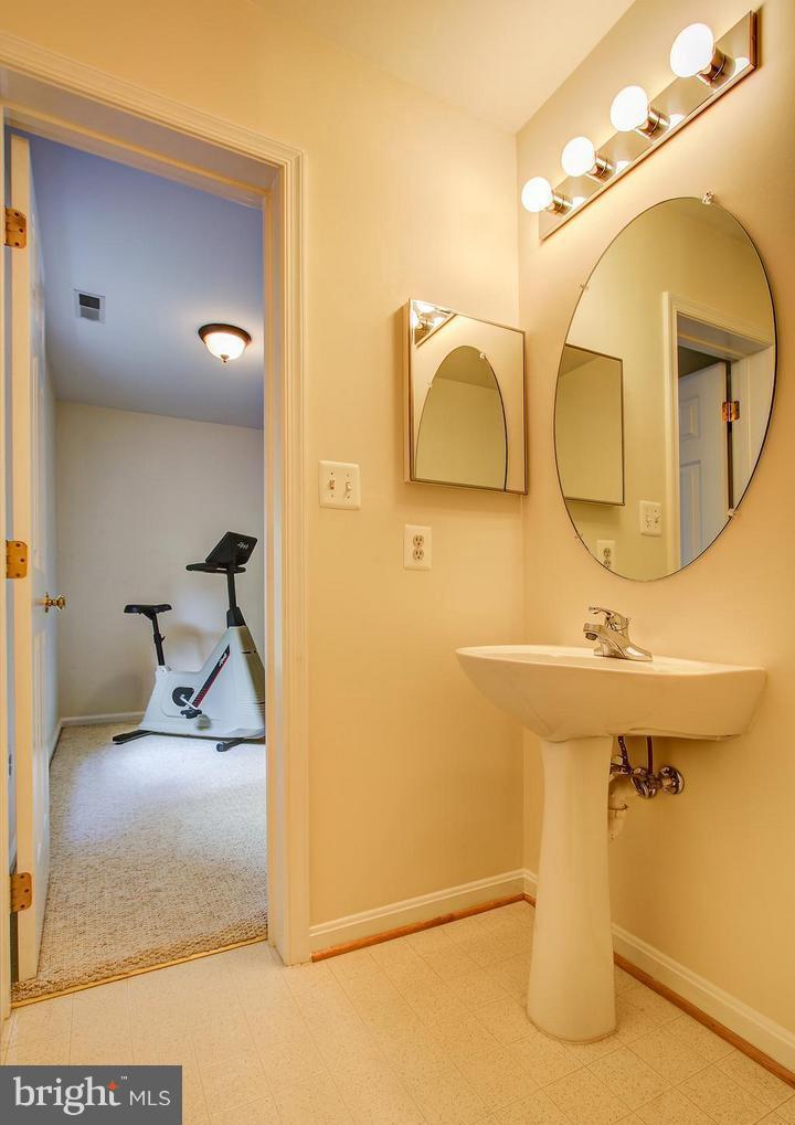 GERMANTOWN - Residential Lease