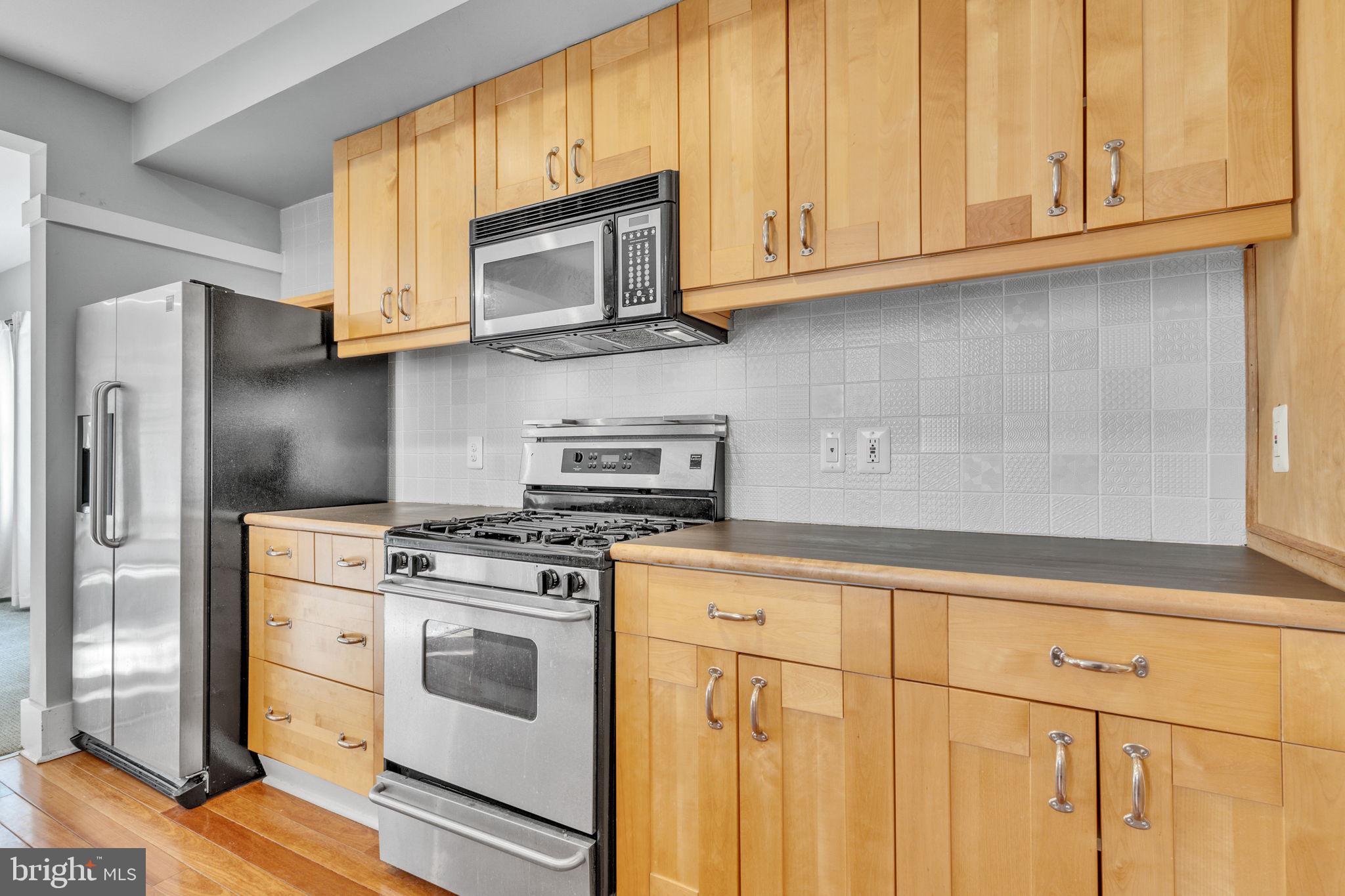MOUNT WASHINGTON - Residential