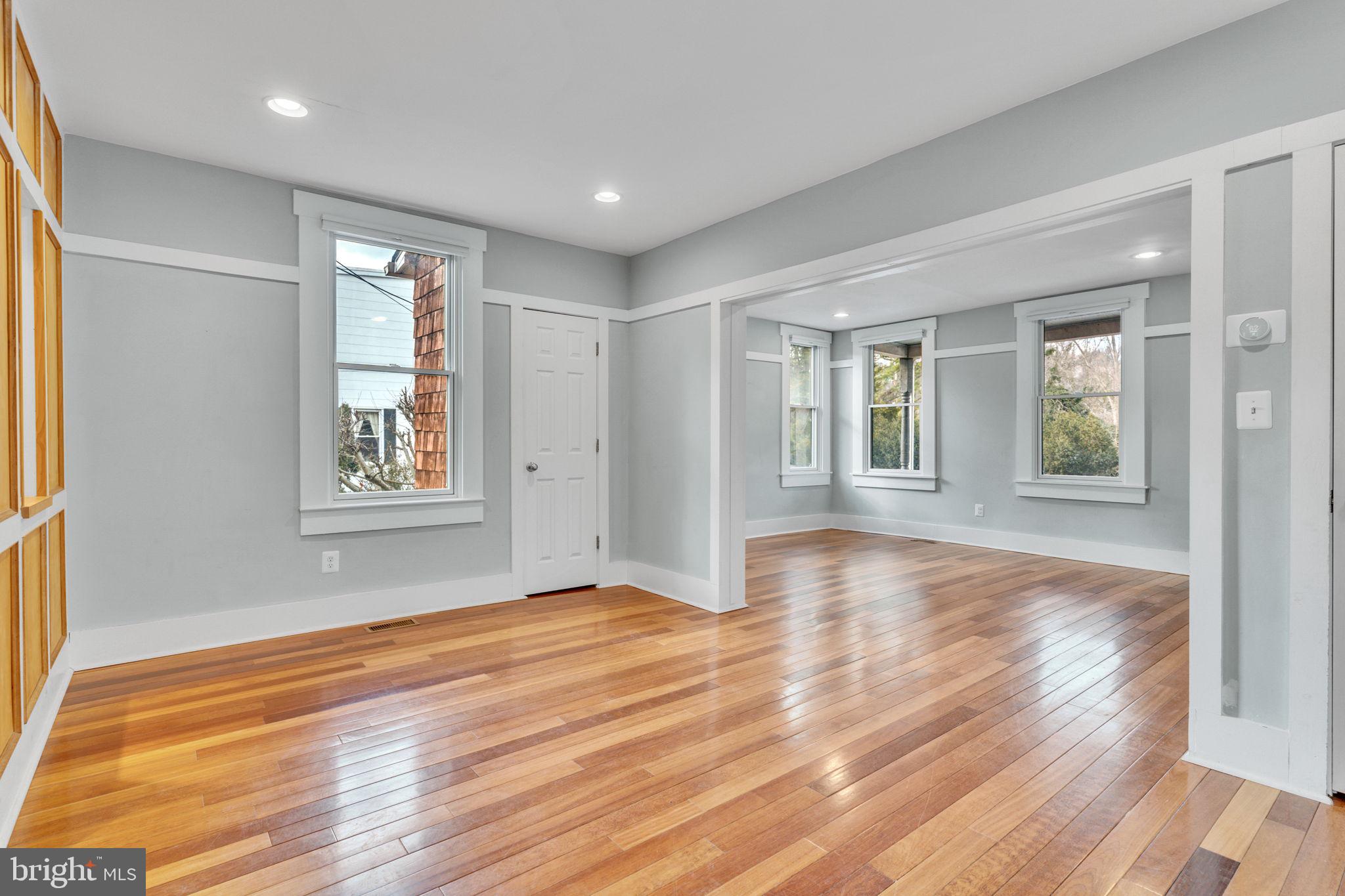 MOUNT WASHINGTON - Residential