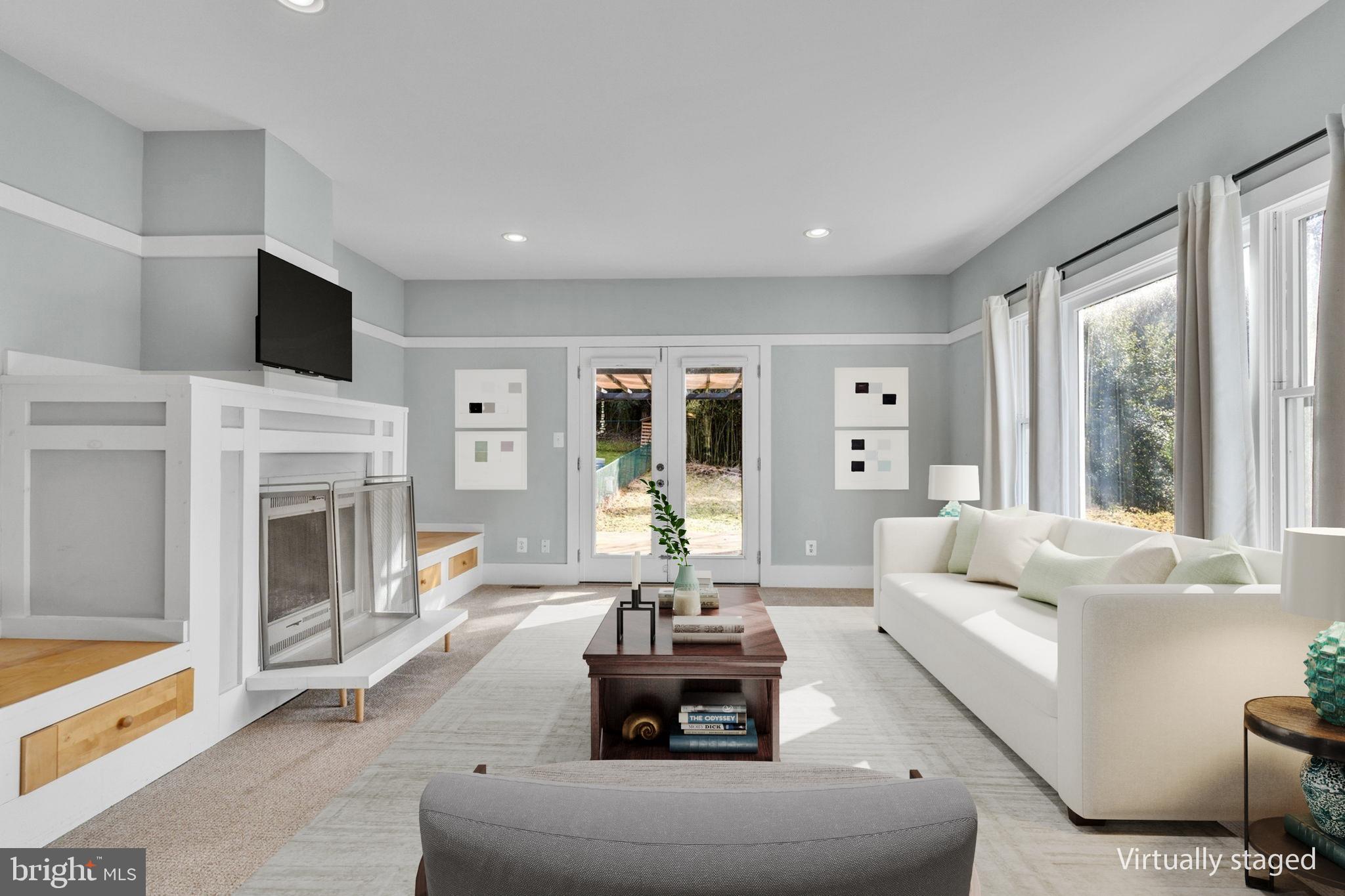 MOUNT WASHINGTON - Residential