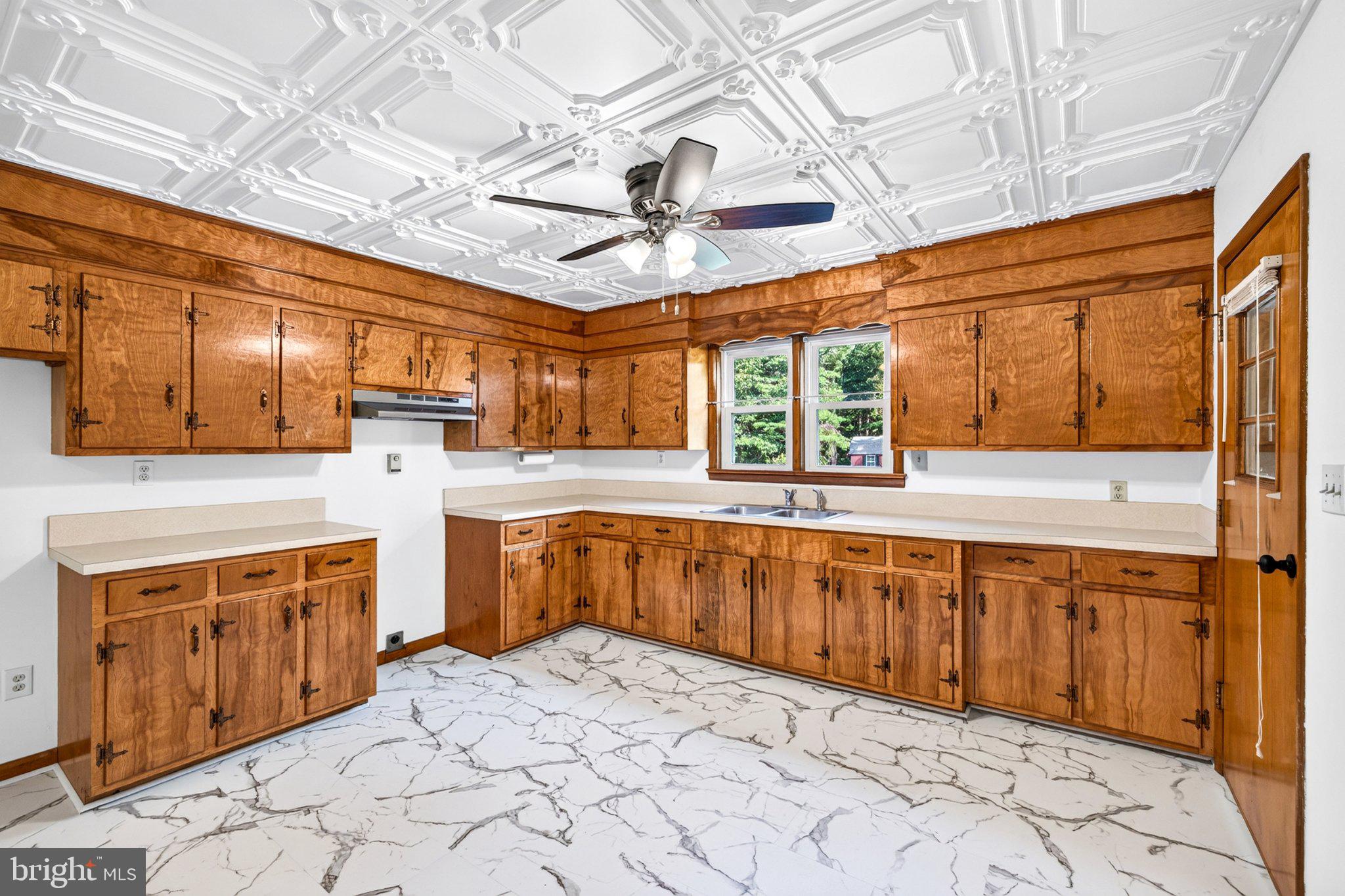 2641 DRY RUN ROAD