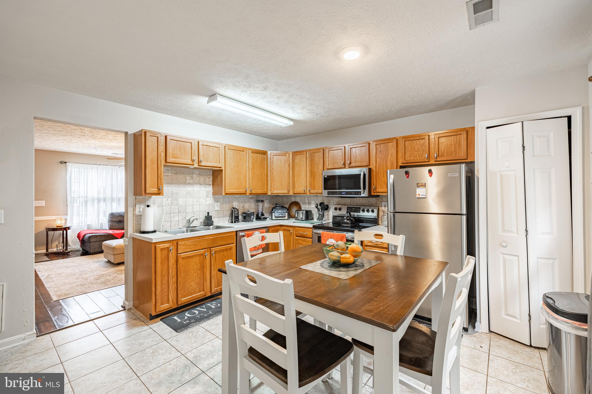 COVENTRY CREEK - Residential