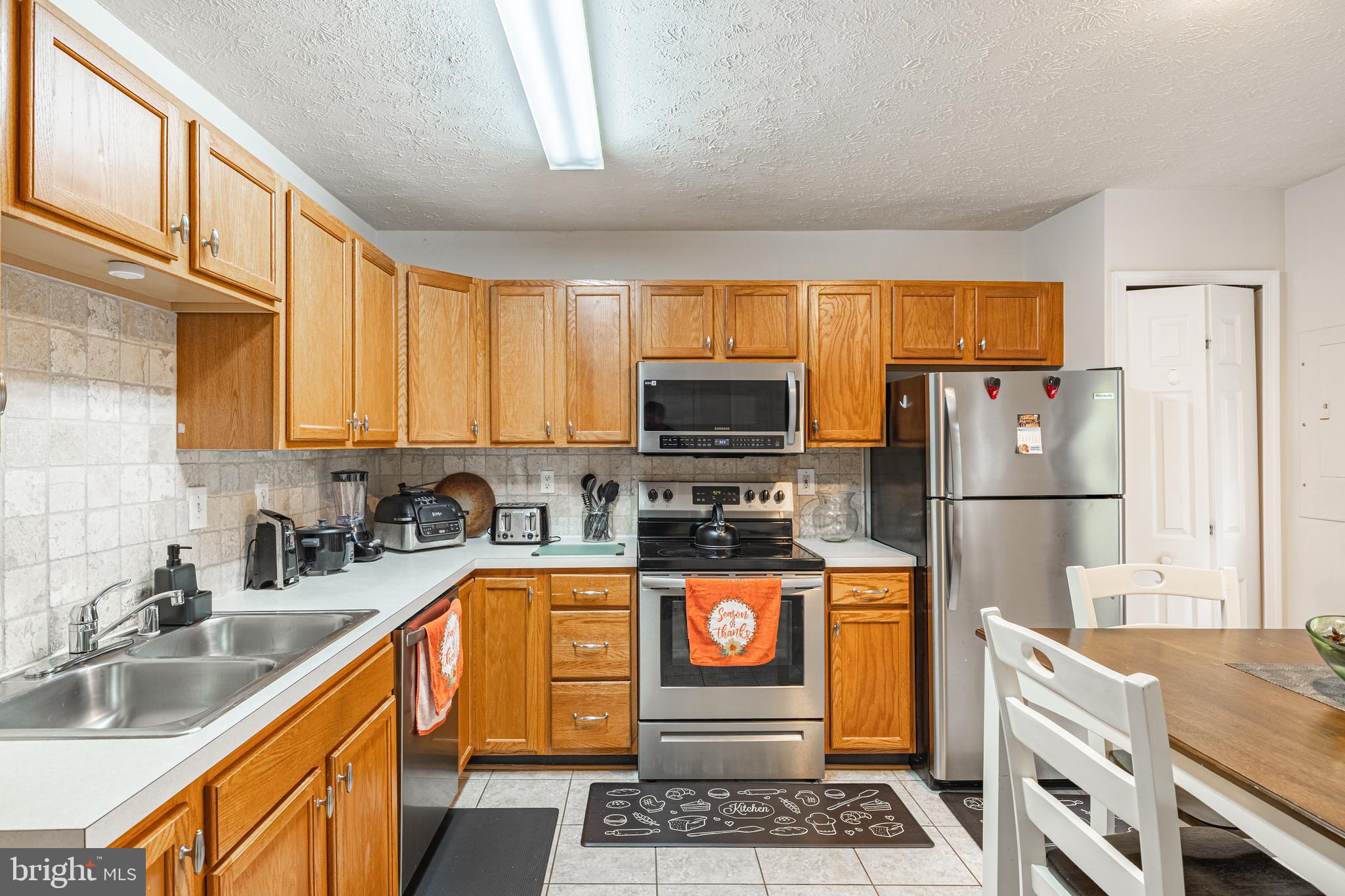 COVENTRY CREEK - Residential