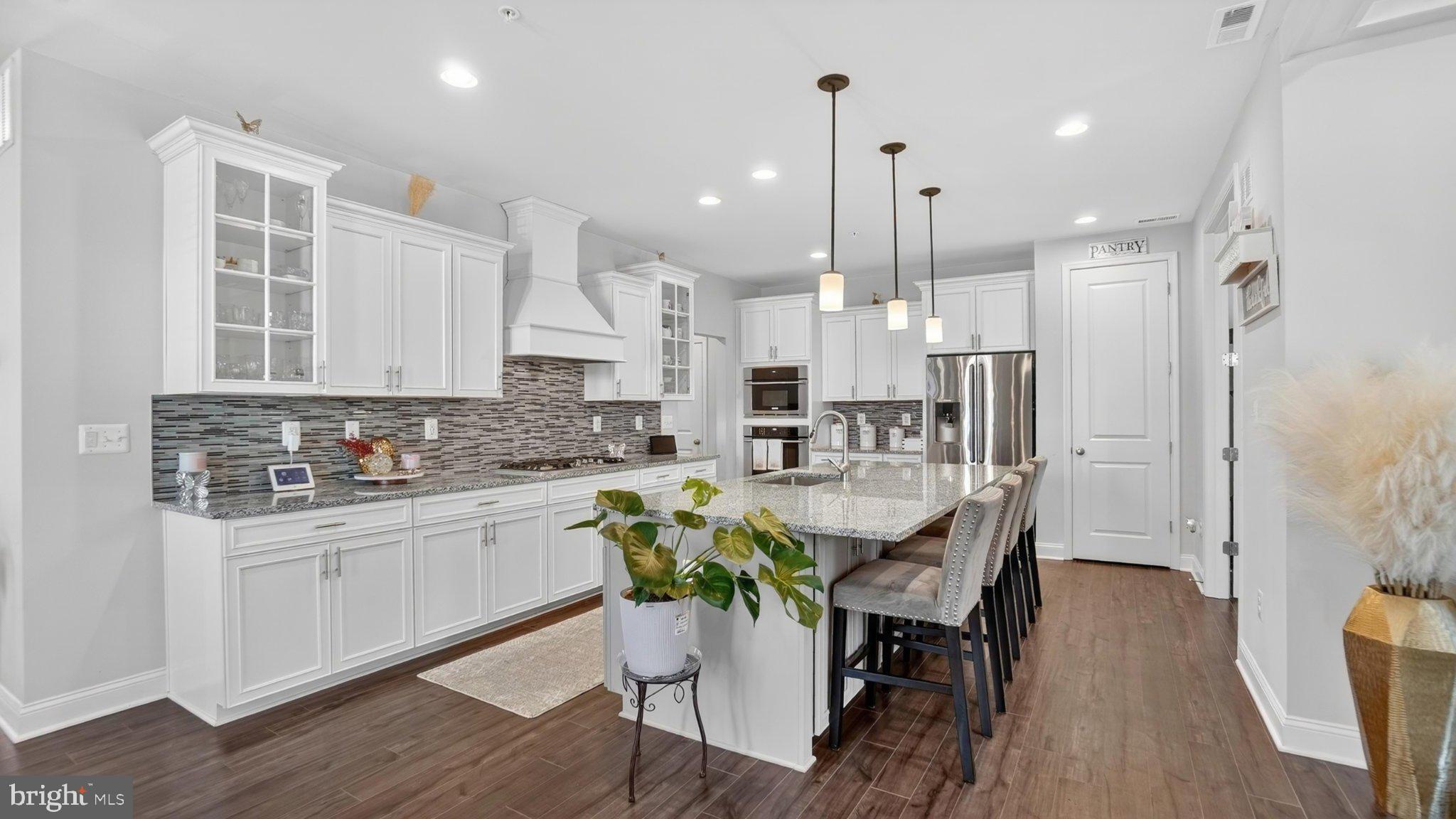 HOLLY RIDGE - Residential