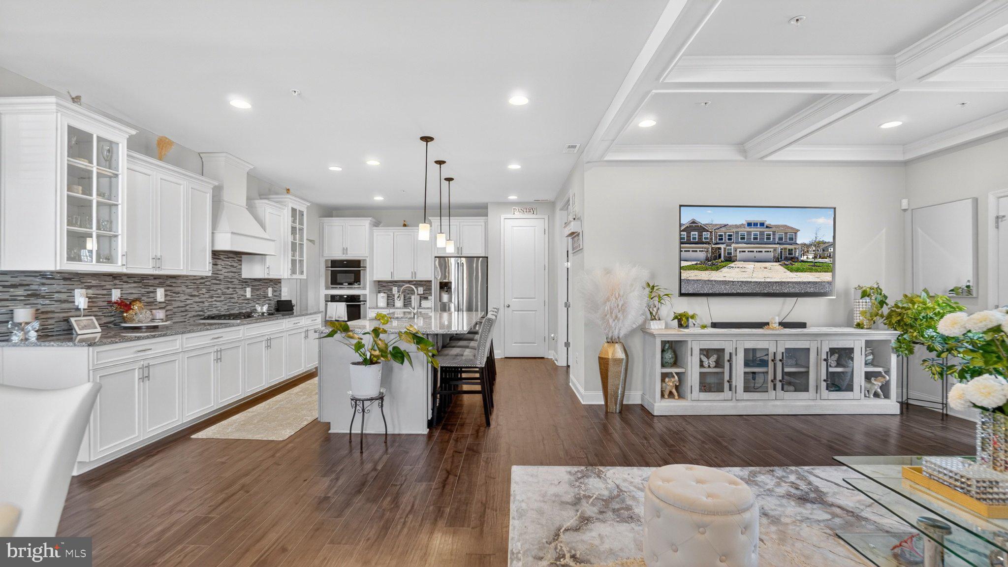 HOLLY RIDGE - Residential