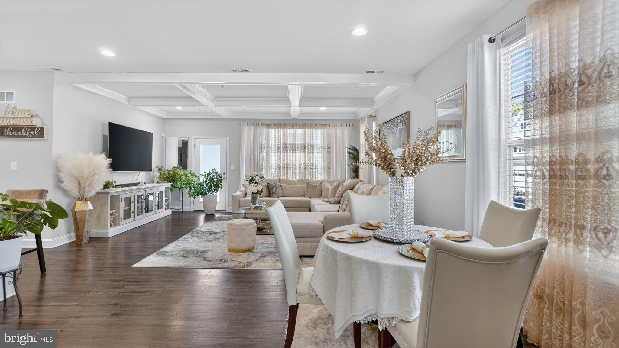 HOLLY RIDGE - Residential