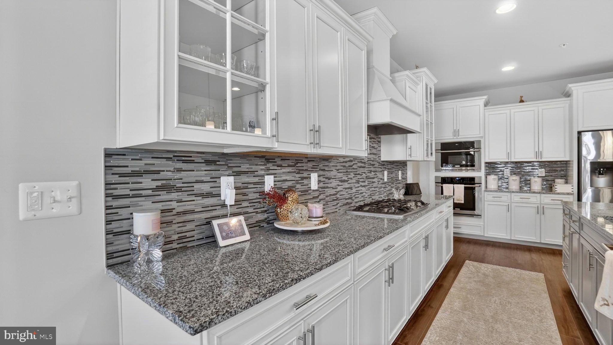 HOLLY RIDGE - Residential