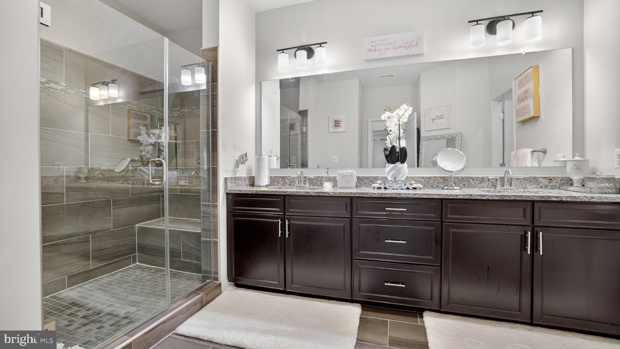 HOLLY RIDGE - Residential