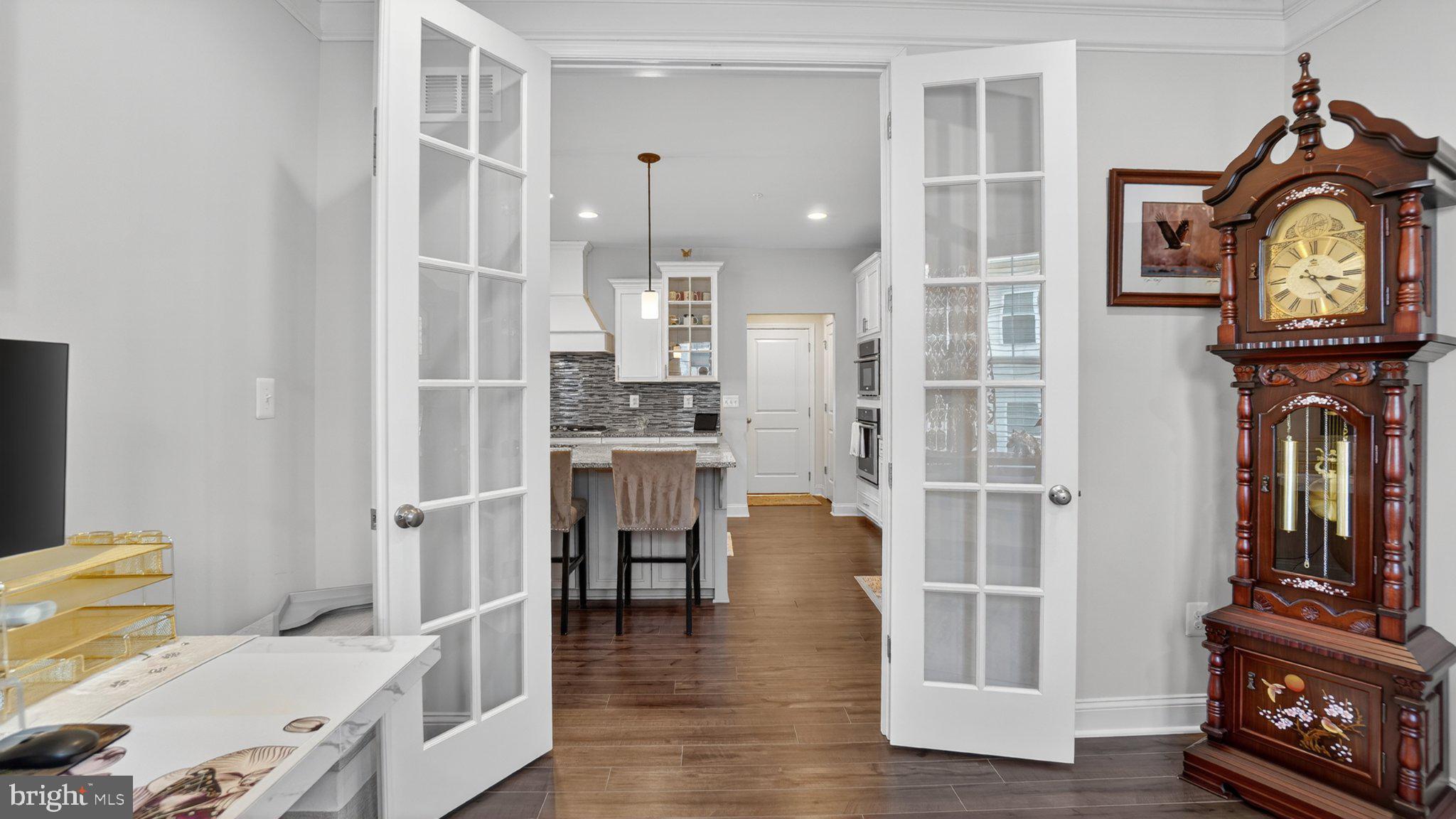 HOLLY RIDGE - Residential