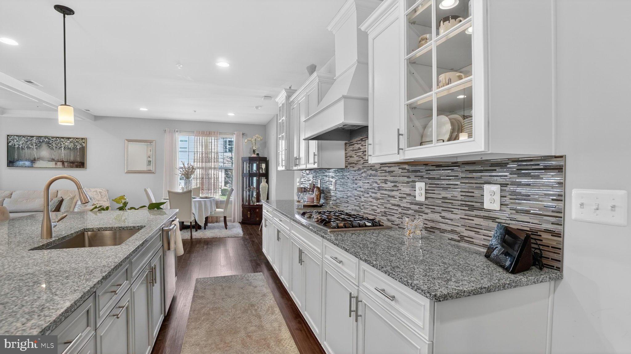 HOLLY RIDGE - Residential