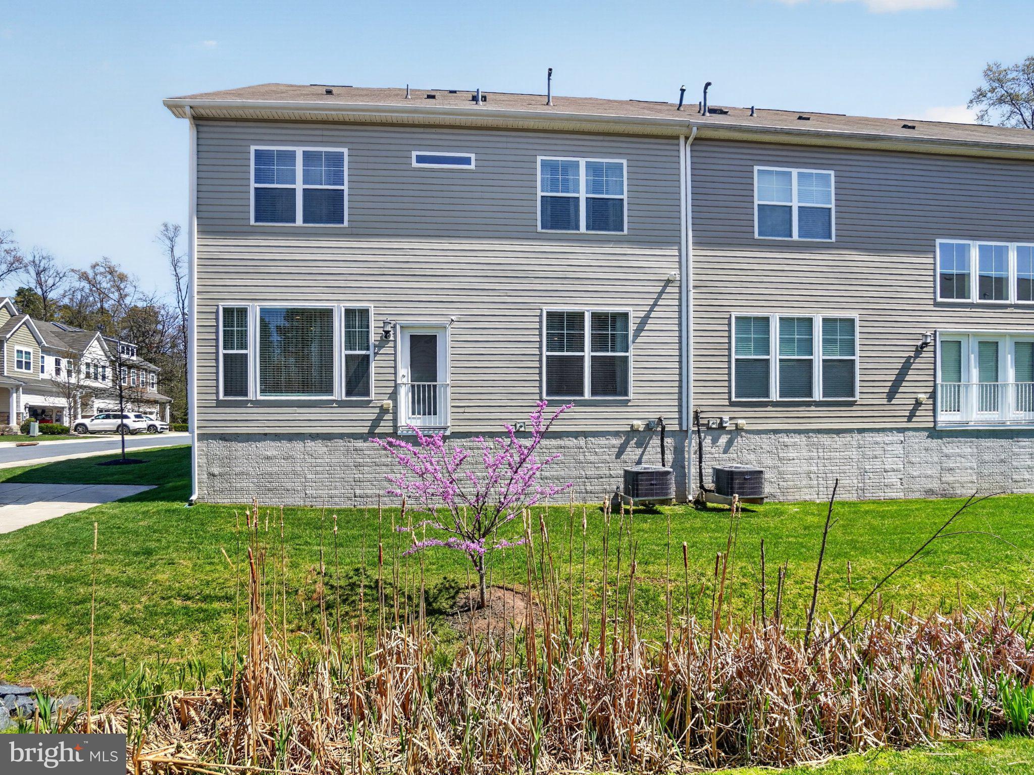 HOLLY RIDGE - Residential