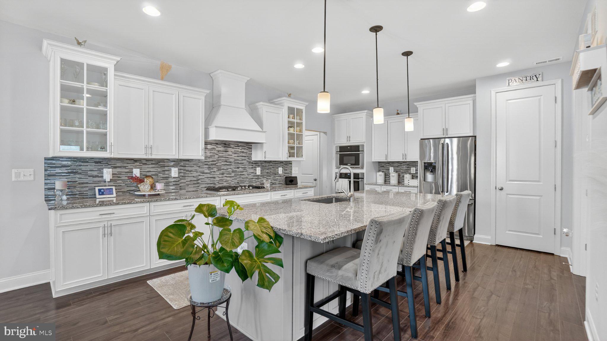 HOLLY RIDGE - Residential