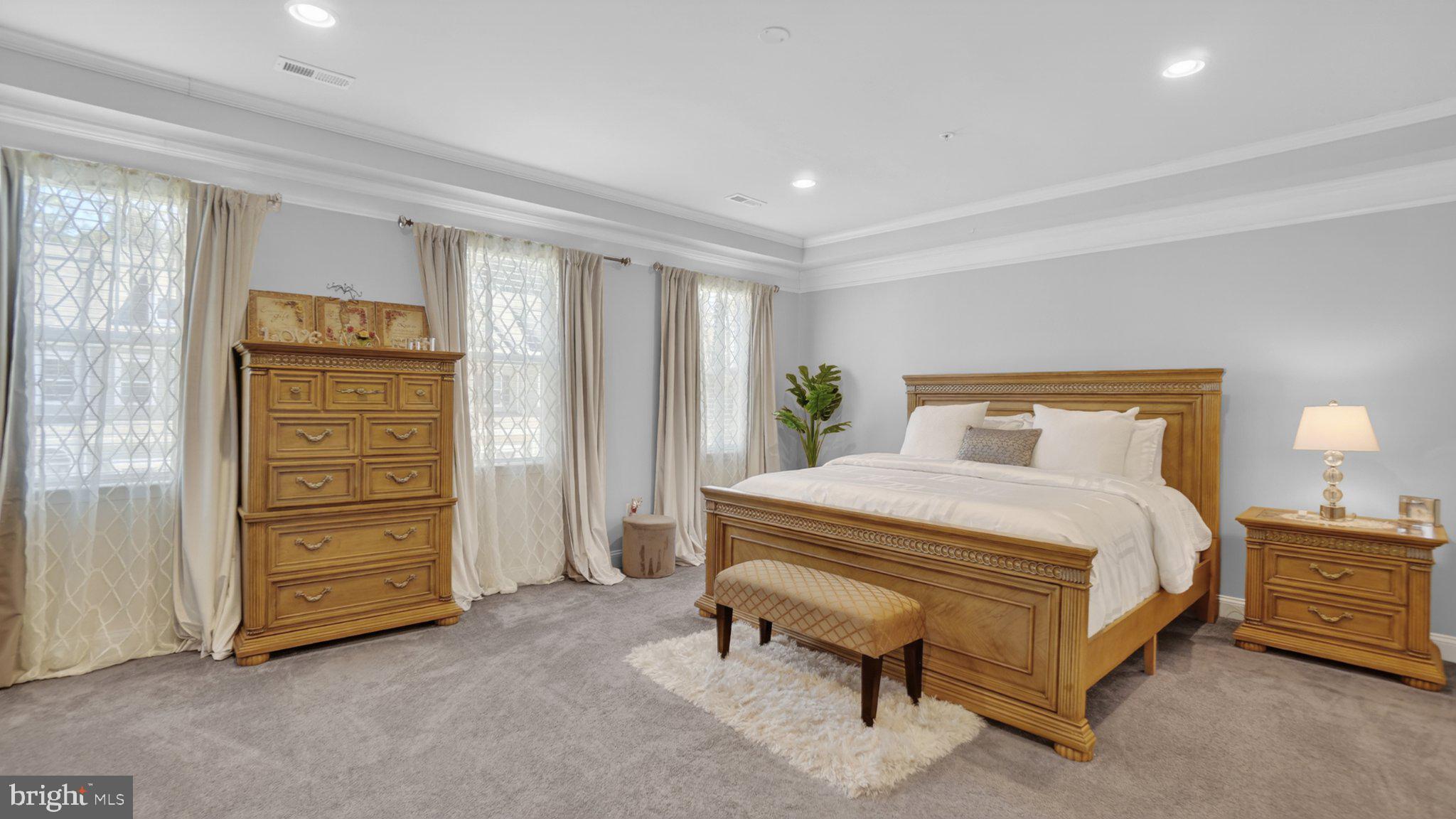 HOLLY RIDGE - Residential