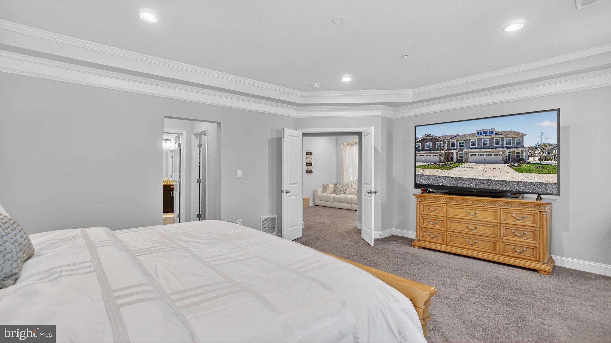 HOLLY RIDGE - Residential