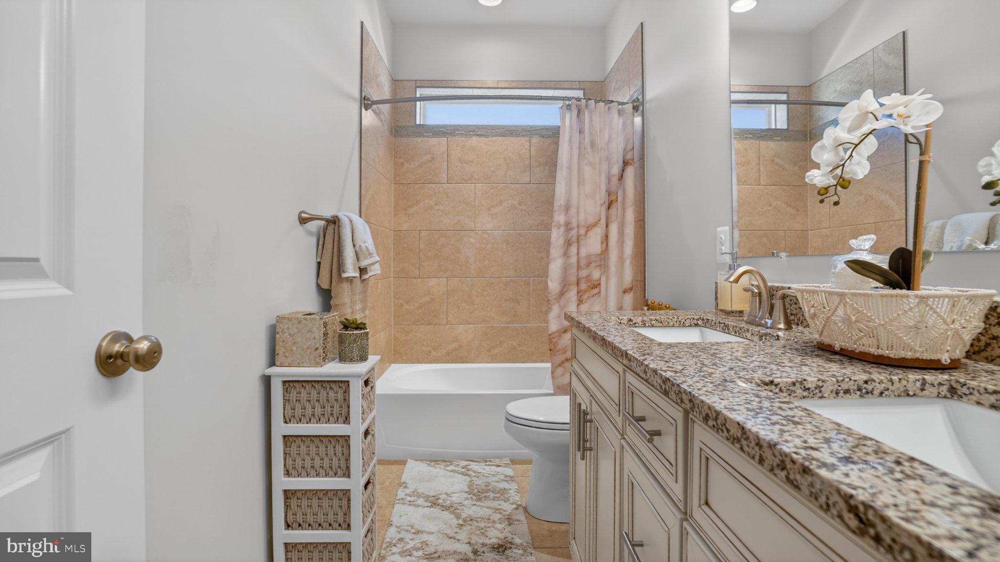 HOLLY RIDGE - Residential