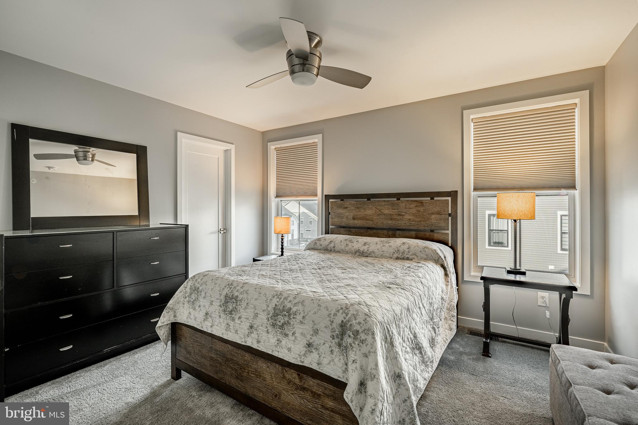 RESERVE AT CENTER SQUARE - Residential