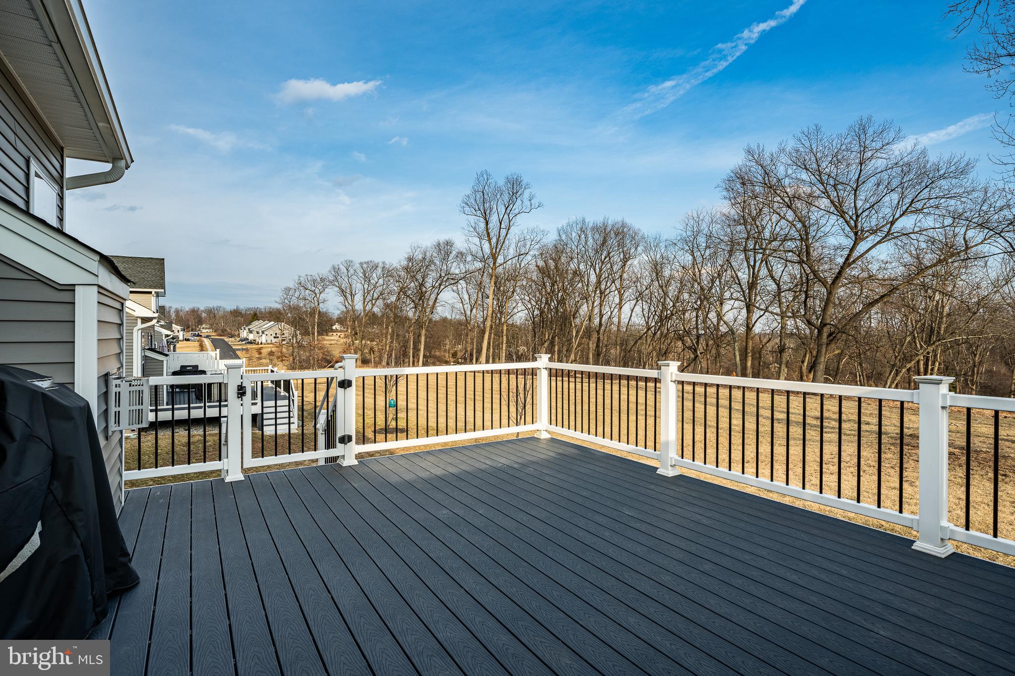 RESERVE AT CENTER SQUARE - Residential