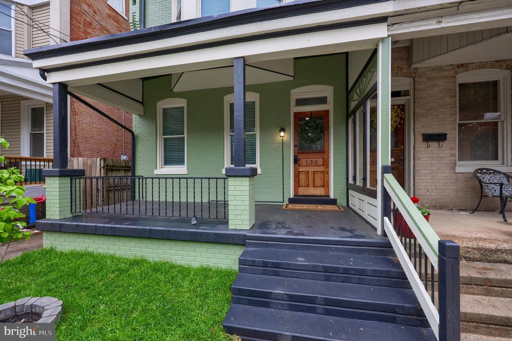 Photo of 130 Pearl Street, LANCASTER, PA 17603 (MLS # PALA2069360)